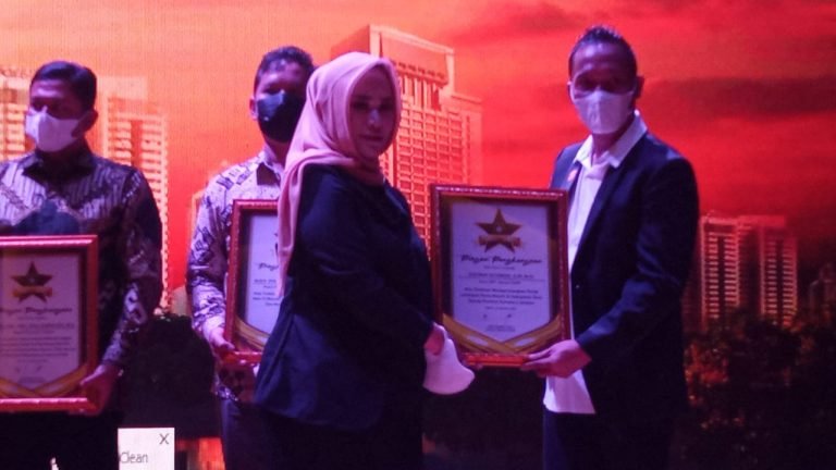 Ketua DPC GANN Musi Rawas, Salman Alfaresi Terima Penghargaan WANDA AWARD 2022