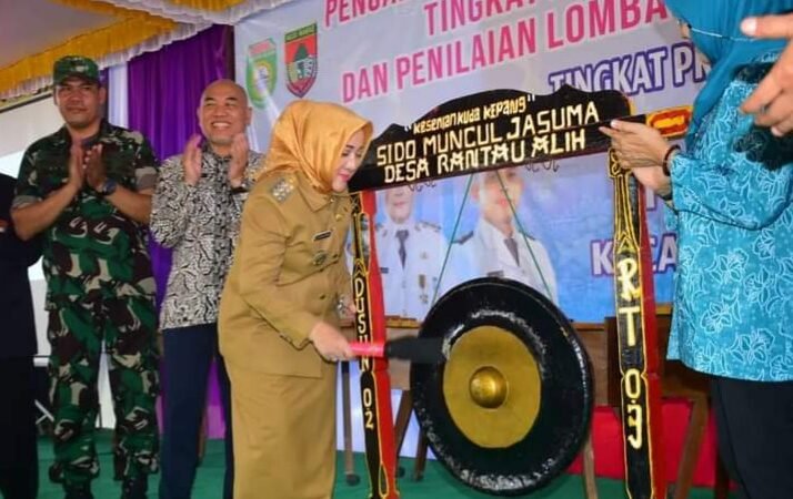 Buka Lomba PKK Tingkat Provinsi, Bupati Minta PKK Solid dan Dinamis