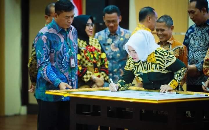 Optimalkan Pencegahan Korupsi, Bupati Mura Teken Komitmen