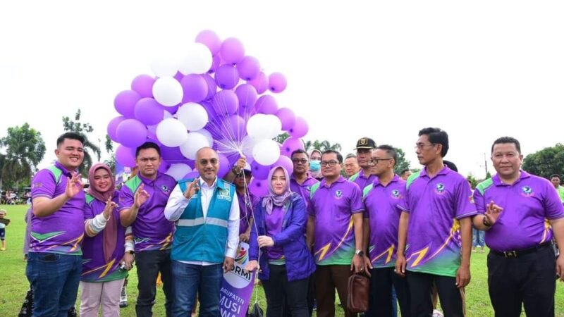 Ratna Machmud Buka Turnamen Sepak Bola Bupati Musi Rawas Cup 2023