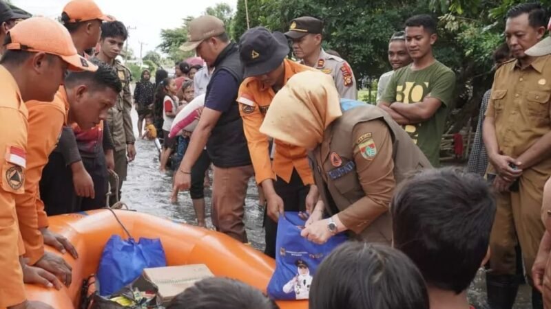 Bupati Musi Rawas Peduli Banjir, Ulurkan Tangan ke Warga Temelat