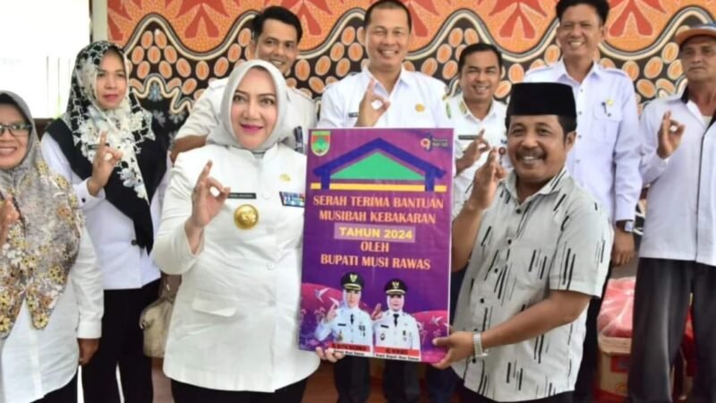 Bupati Musirawas Salurkan Bantuan Kepada Korban Kebakaran di Empat Kecamatan